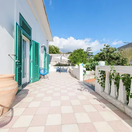 Villa La Casa Bianca Lipari (Isola Lipari)
